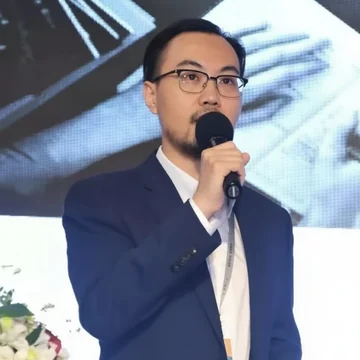 Eric Chen肖像